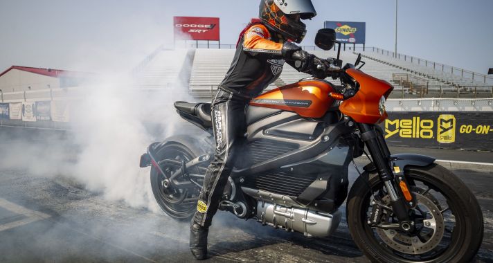 Új világrekordot állított fel a Harley-Davidson LiveWire