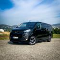 Akár fel is állhatsz benne – Opel Zafira Life L Business innovation