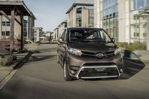 Jövő tavasszal mutatkozik be Európában az elektromos Toyota PROACE Verso