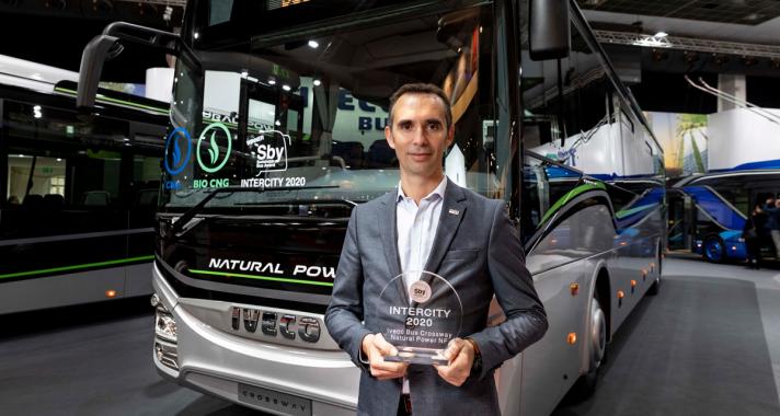 A harmadik egymást követő évben nyerte el az IVECO BUS az Év Hosszú Távon Fenntartható Autóbusza díjat