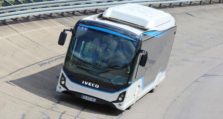 Új hatótáv-rekord: egy töltéssel 527 kilométert tett meg az IVECO BUS E-WAY