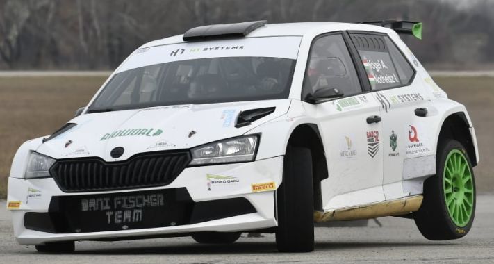 Új év, új technika -  Škoda Fabia R5 teszttel kezdte a szezont Vogel Adri