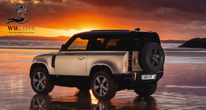 A Land Rover Defender a 2021-es világ női év autója díj abszolút győztese