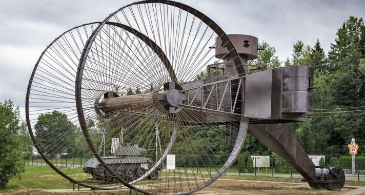 Fából vaskarika, avagy Tsar, a valaha készült legnagyobb tank.