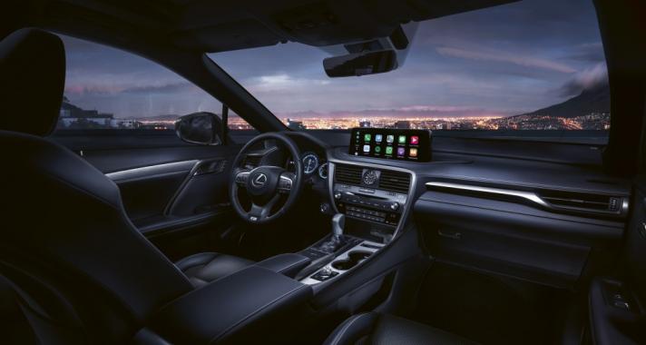 Prémium vezetési élménnyel hódít a Lexus RX