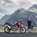 A Honda két ikonikus modellje, az Africa Twin és Africa Twin Adventure Sport is megújult külsővel és műszaki tartalommal lép színre 2022-ben